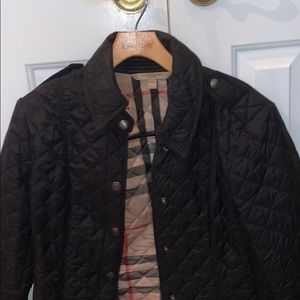 Great condition Burberry light weight quilted